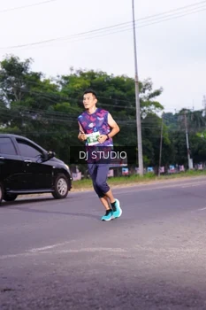 Runner Photo 4842509
