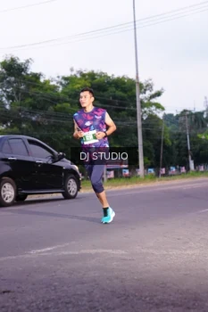 Runner Photo 4842510