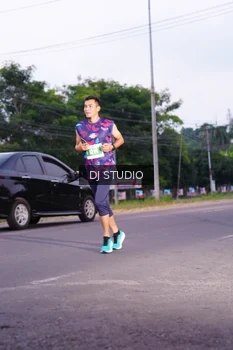 Runner Photo 4842511