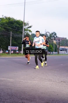 Runner Photo 4842564