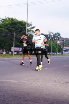 Runner Photo 4842575