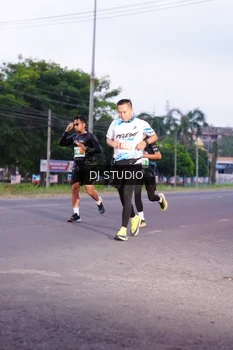 Runner Photo 4842584