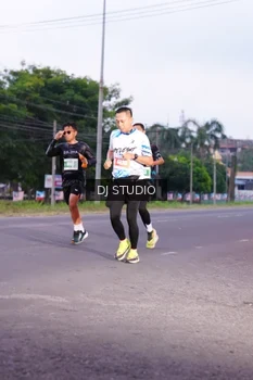 Runner Photo 4842595