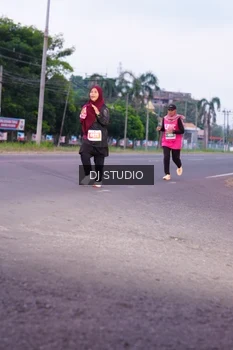 Runner Photo 4842649