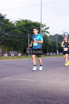 Runner Photo 4842696