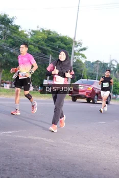 Runner Photo 4843055