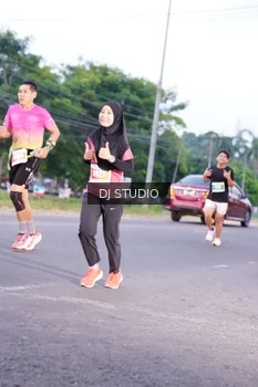 Runner Photo 4843073