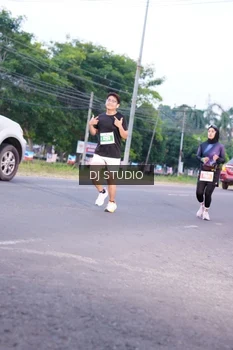 Runner Photo 4843083