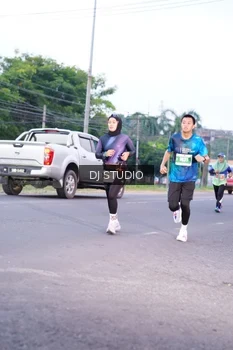 Runner Photo 4843112