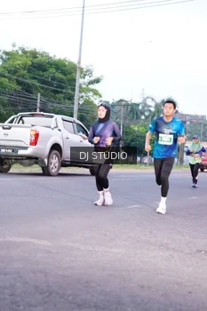 Runner Photo 4843113