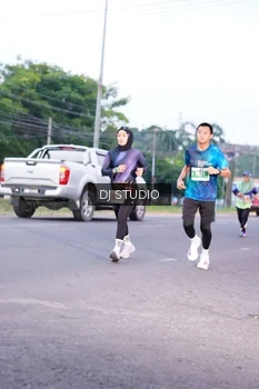 Runner Photo 4843130