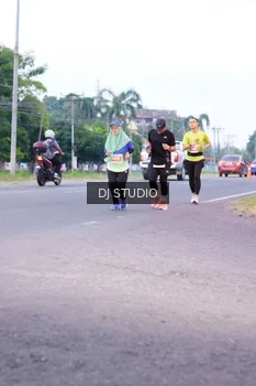 Runner Photo 4843192