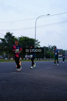 Runner Photo 4843264