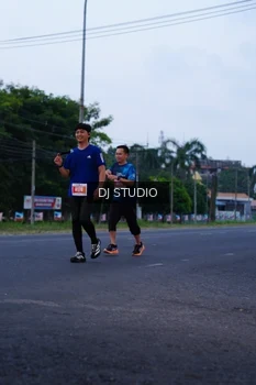 Runner Photo 4843415