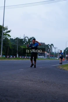 Runner Photo 4843424