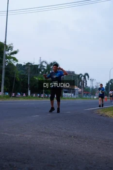 Runner Photo 4843425