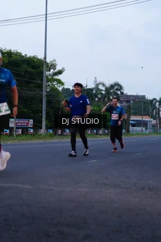 Runner Photo 4843450