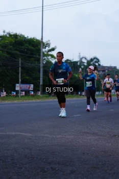 Runner Photo 4843525