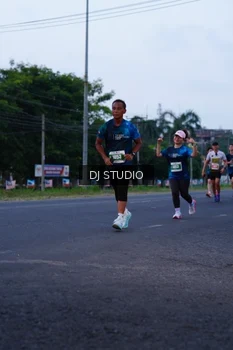 Runner Photo 4843530