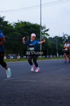 Runner Photo 4843573