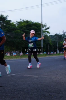 Runner Photo 4843576