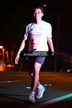Runner Photo 4843613
