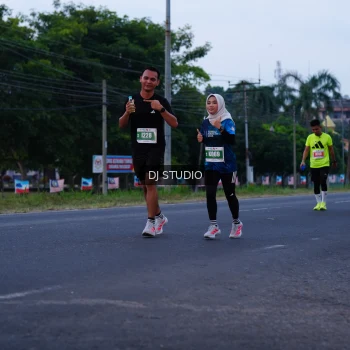 Runner Photo 4843619