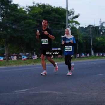 Runner Photo 4843644