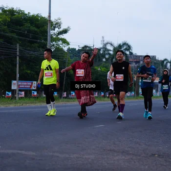 Runner Photo 4843666