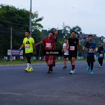 Runner Photo 4843668