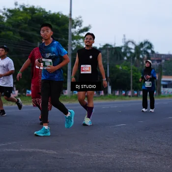 Runner Photo 4843692