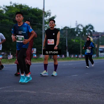 Runner Photo 4843698