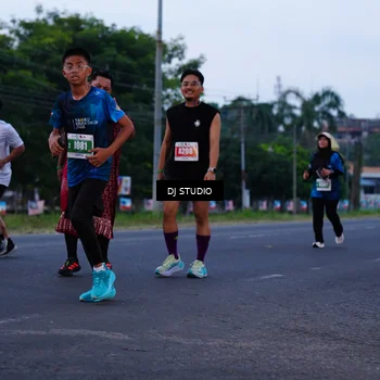 Runner Photo 4843701
