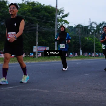 Runner Photo 4843719