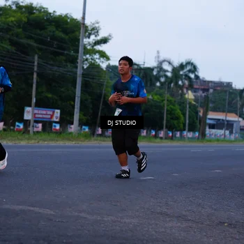 Runner Photo 4843743