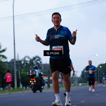 Runner Photo 4843844