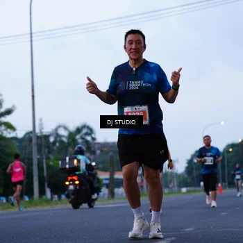 Runner Photo 4843846