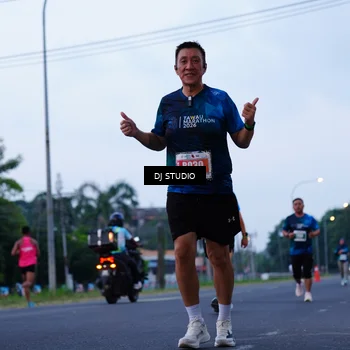 Runner Photo 4843847