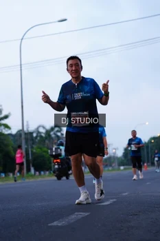 Runner Photo 4843855
