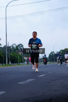 Runner Photo 4843865