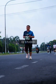 Runner Photo 4843867