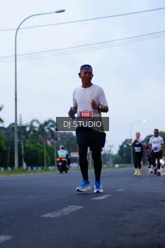 Runner Photo 4843990