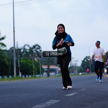 Runner Photo 4843998