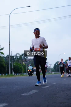Runner Photo 4843999