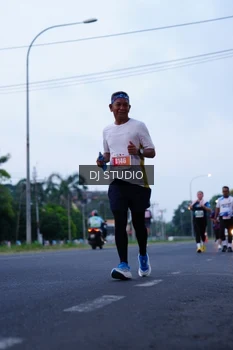 Runner Photo 4844004