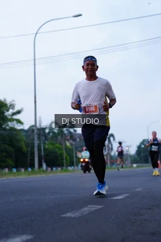 Runner Photo 4844012
