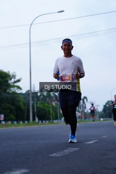 Runner Photo 4844057
