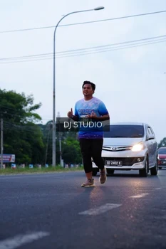 Runner Photo 4844174