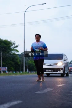 Runner Photo 4844186