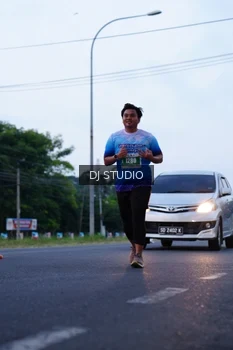 Runner Photo 4844191
